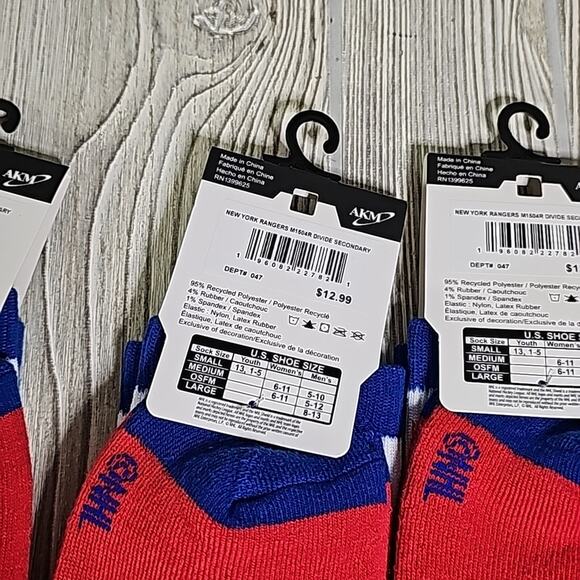 NHL New York Rangers Crew Socks 3 Pairs Size Large NEW - Picture 7 of 9
